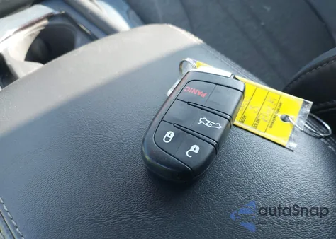 2015 Chrysler 200 S z USA, uszkodzony, nr VIN 1C3CCCBG9FN517877